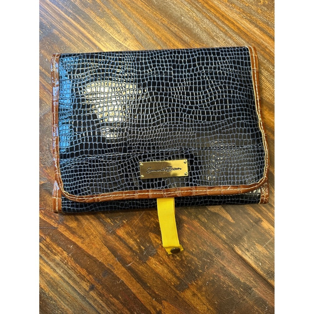 Samantha Brown & Navy Blue Faux Croc Hanging Travel Toiletry Makeup Organizer
